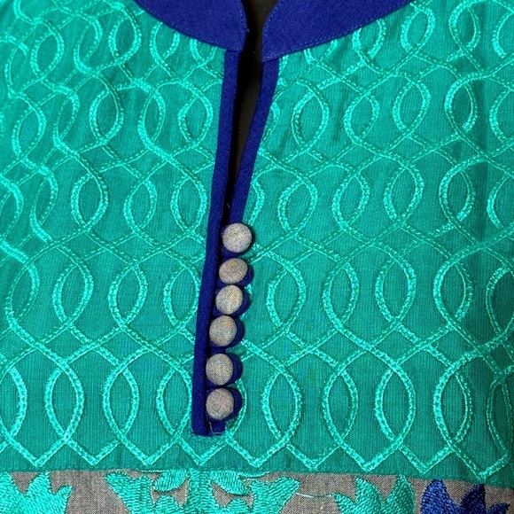 Gorgeous Embroidered Indian Kurta Women's Sz 40 PTP 20" Heavier Weight Tunic - Picture 3 of 8